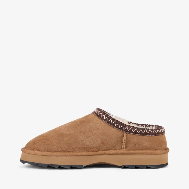 Emu Australia Women's Sharky Scuff Sheepskin Slipper Chestnut