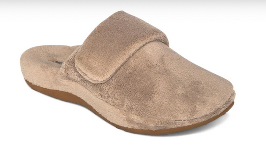 Aetrex Women's Mandy Closed Toe Slipper