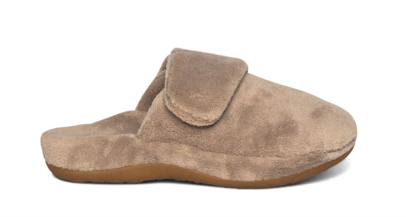 Aetrex Women's Mandy Closed Toe Slipper