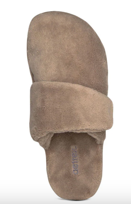 Aetrex Women's Mandy Closed Toe Slipper