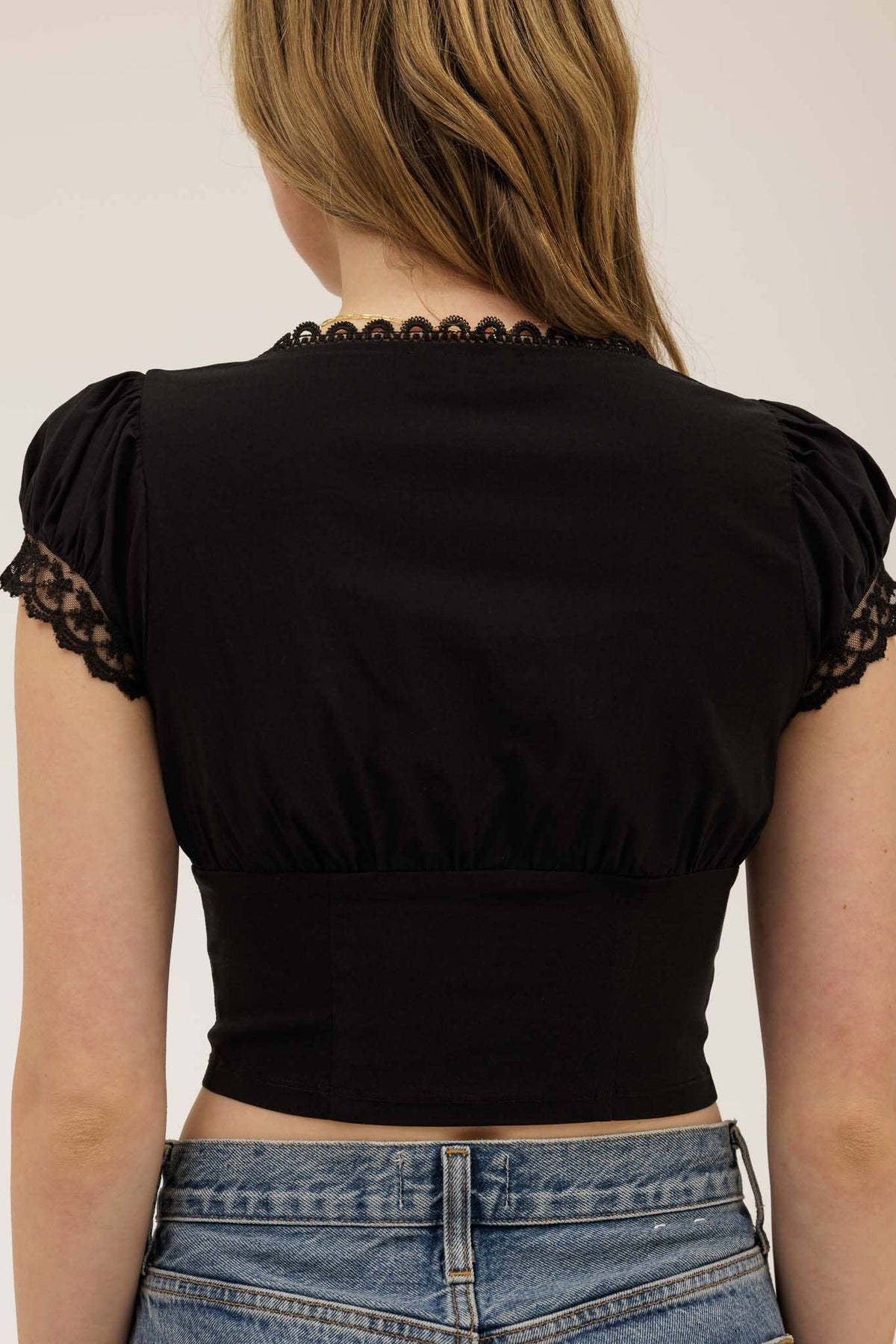 Blu Pepper Lace Trim Button Down Front Tie Crop Top – White