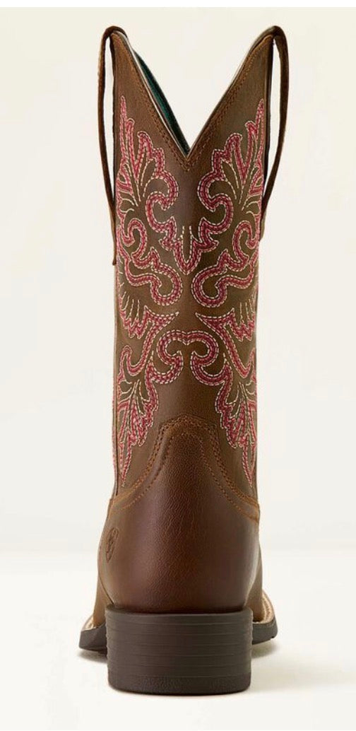 Ariat Women's Round Up StretchFit Wide Square Toe Western Boot
