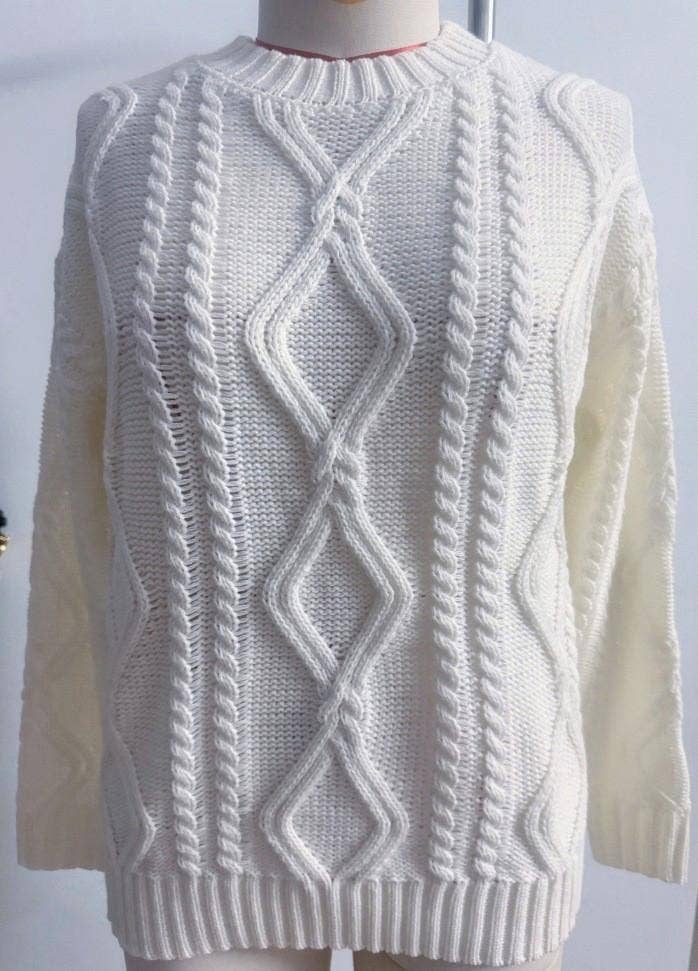Round-neck crochet cable knit sweater – Pink