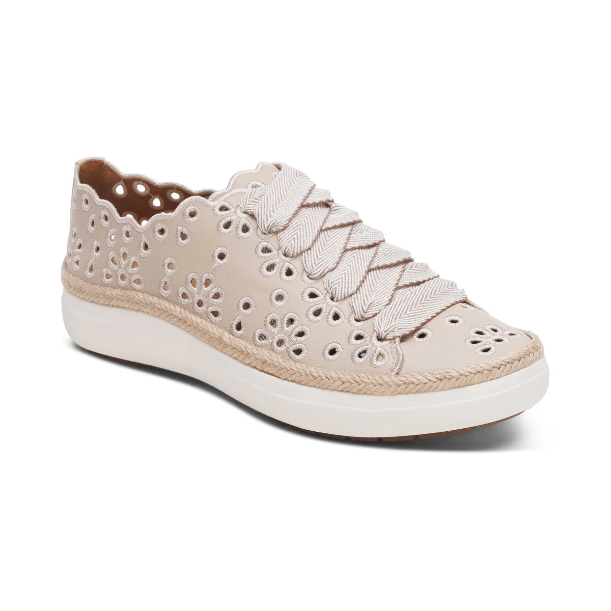 Aetrex Women’s Charlotte Lace-up Sneaker