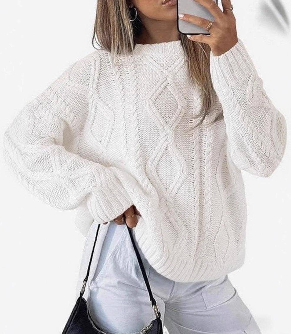 Round-neck crochet cable knit sweater – Pink