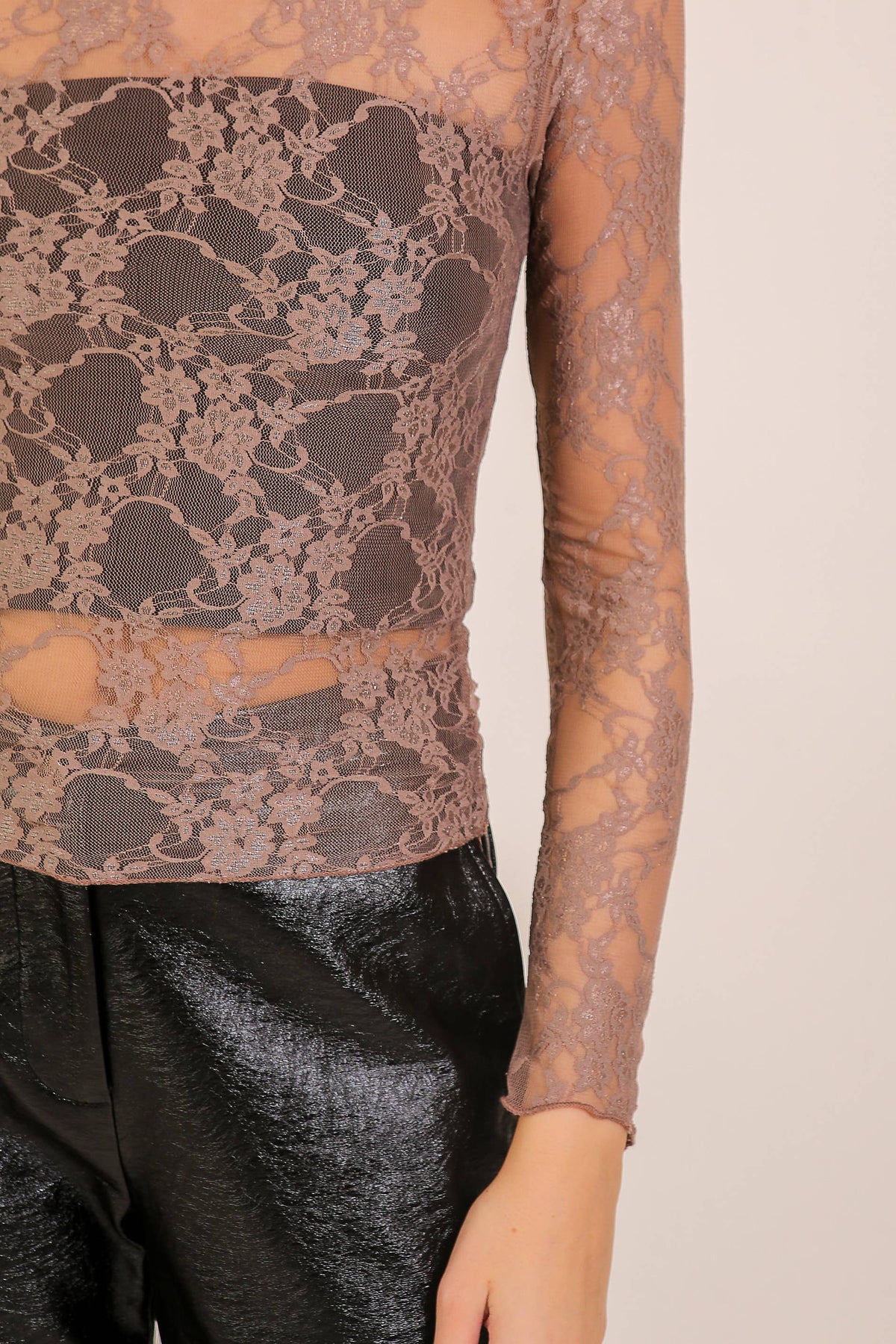 Timing Layer Me Lace High Neck Top