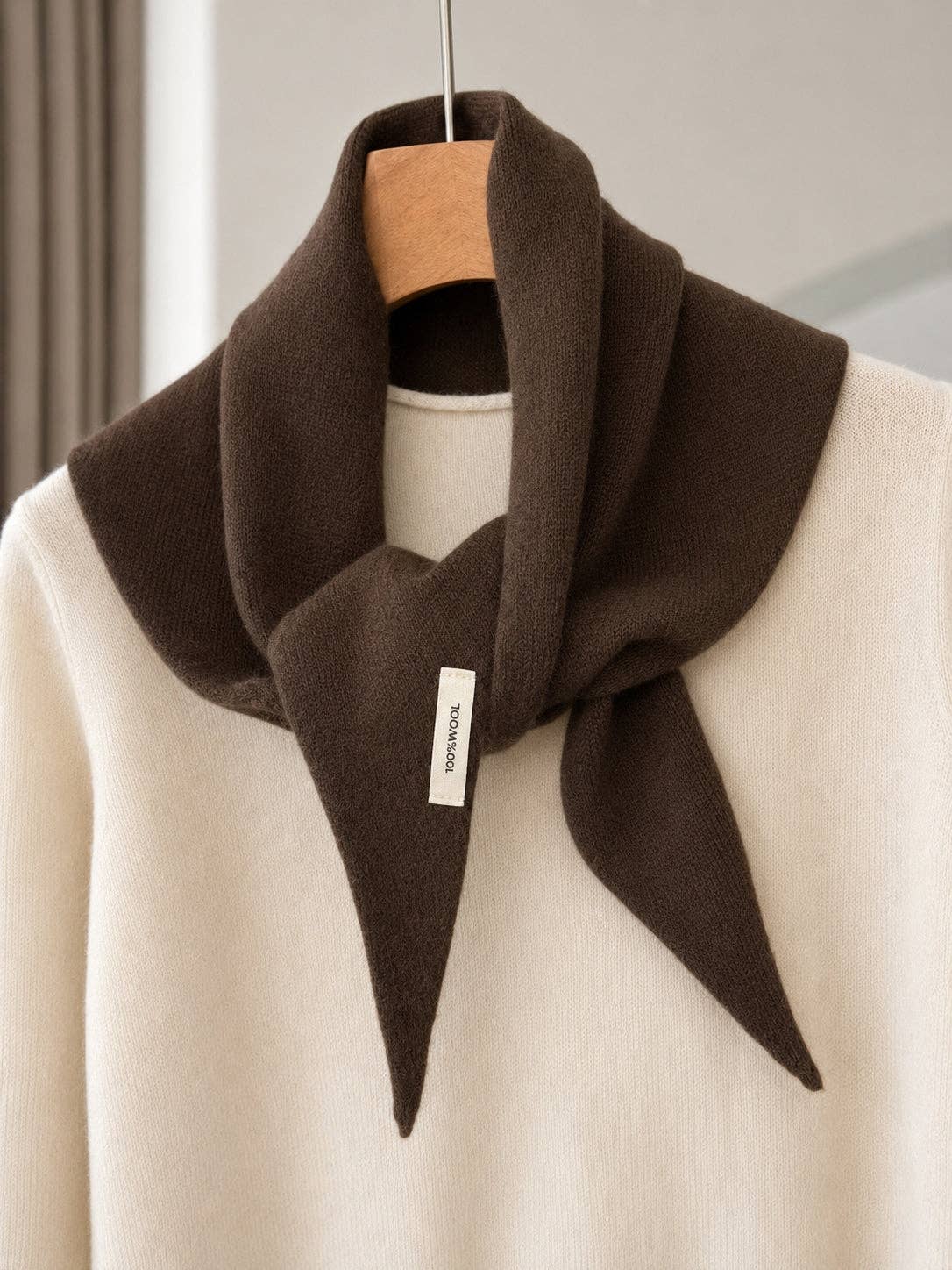 JC Sunny Fashion JC024505 100% Merino Wool Triangle Scarf