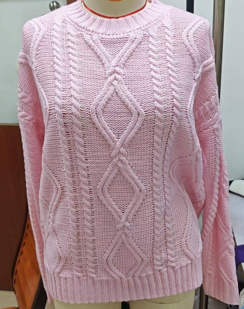 Round-neck crochet cable knit sweater – Pink