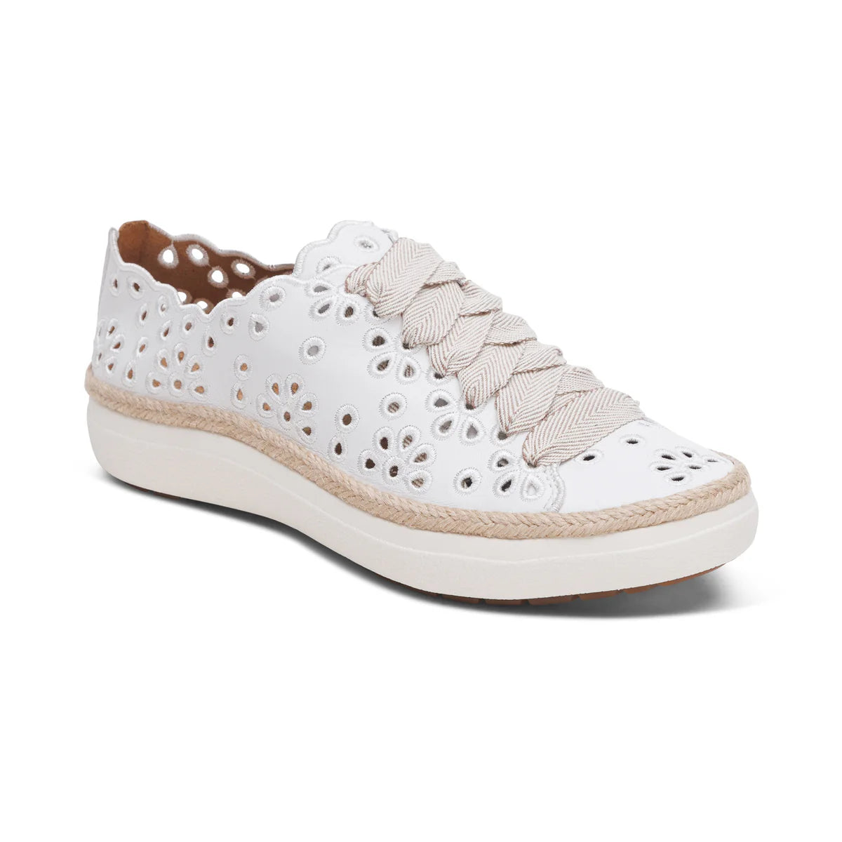 Aetrex Women’s Charlotte Lace-up Sneaker