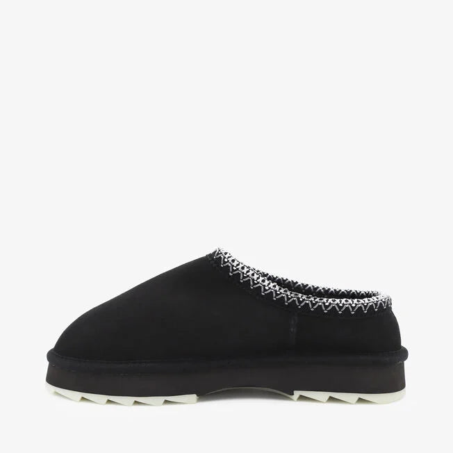 Emu Australia Women's  Sharky Scuff Sheepskin Slipper Black