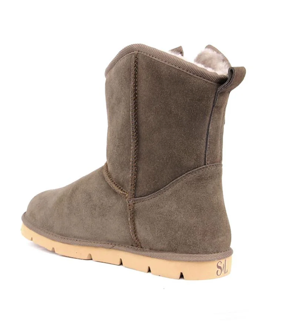 Superlamb Women's Argali Buckle Sheepskin Boot