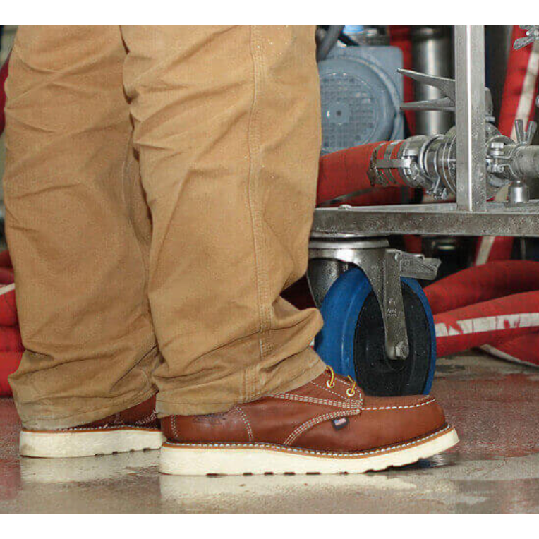 Thorogood Men's American Heritage 8 Inch Soft Toe MAXWEAR Wedge Work Boot