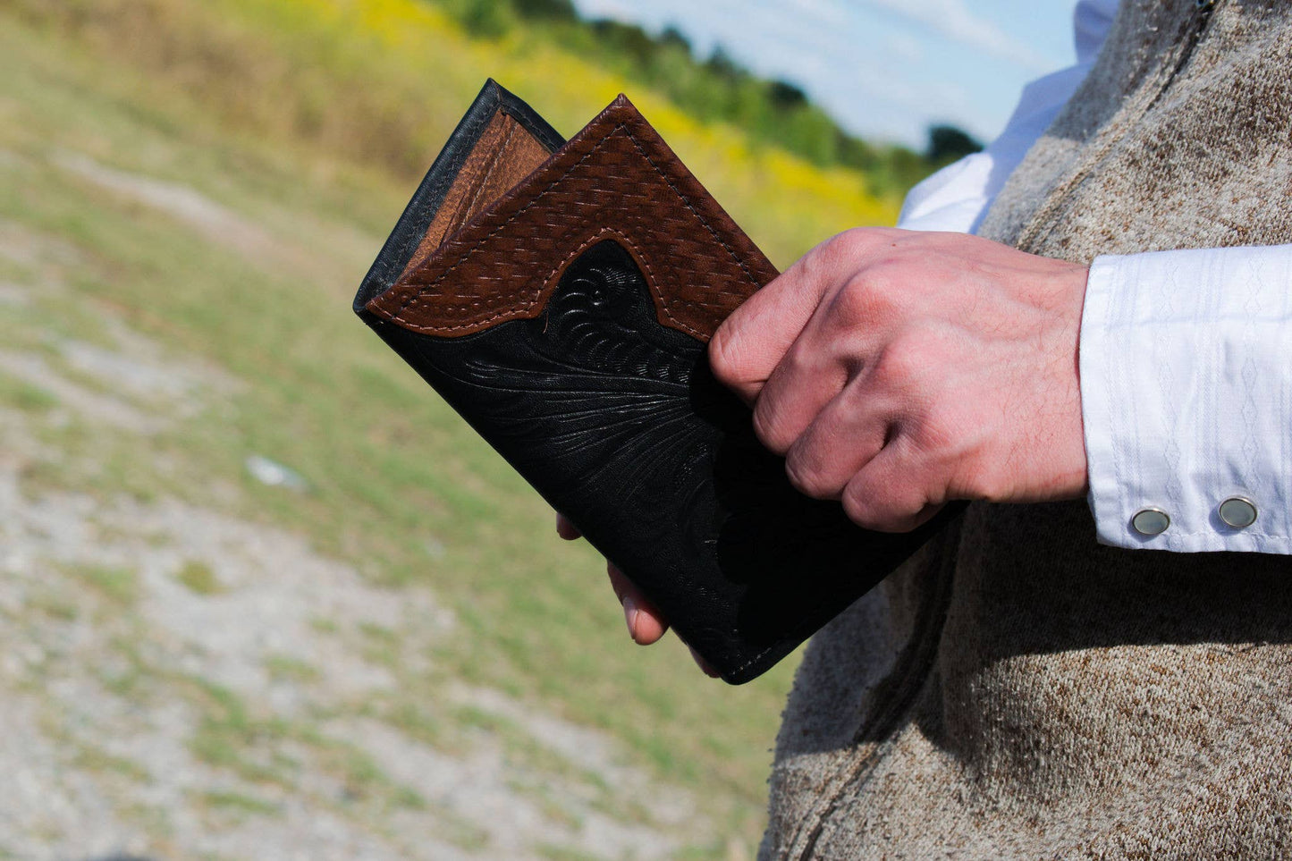 Men's Rodeo Wallet: Black / 100% Genuine Full Grain Leather