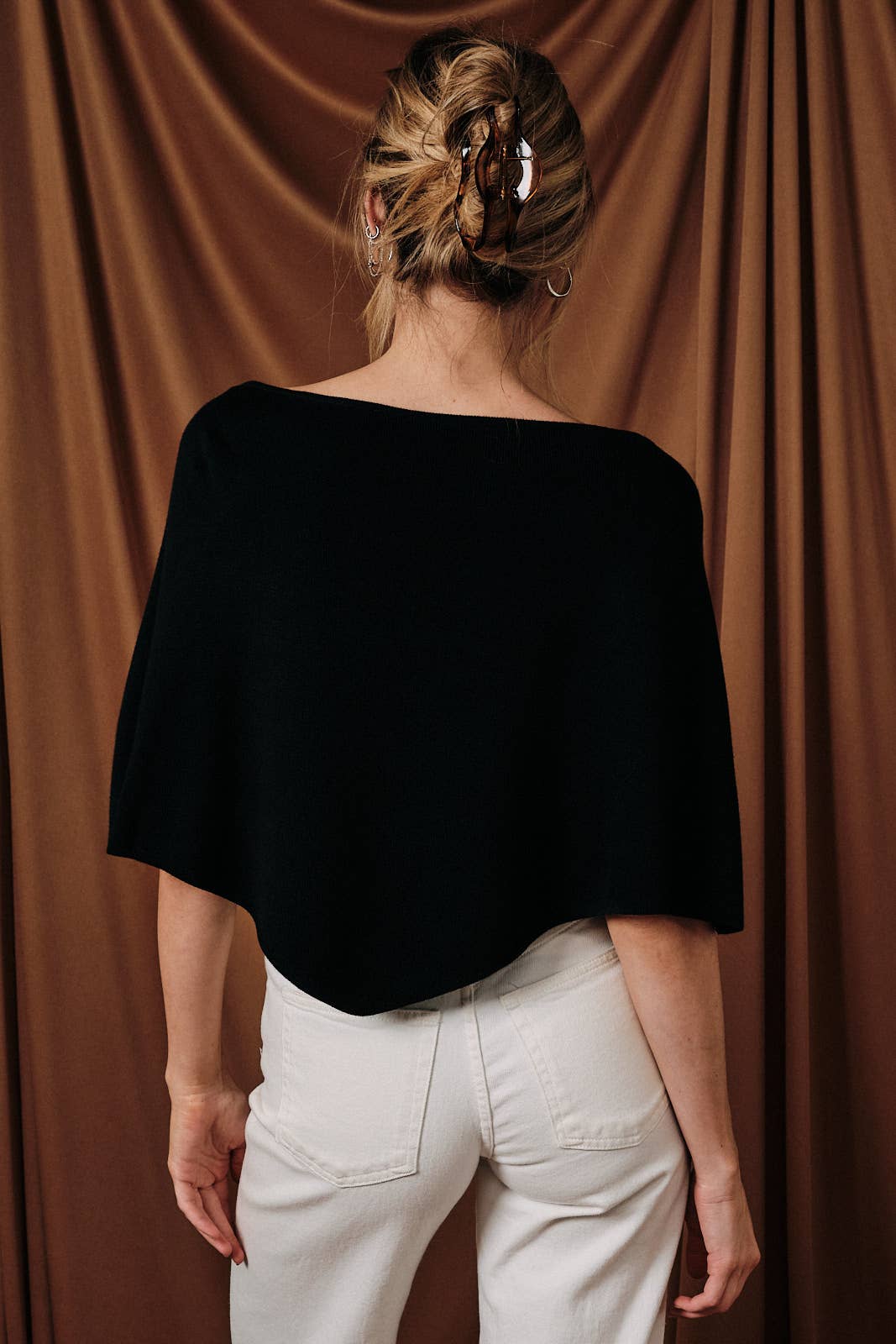 Sunday Edition by LE LIS Slouchy Boat Neck Knit Pullover Poncho Top