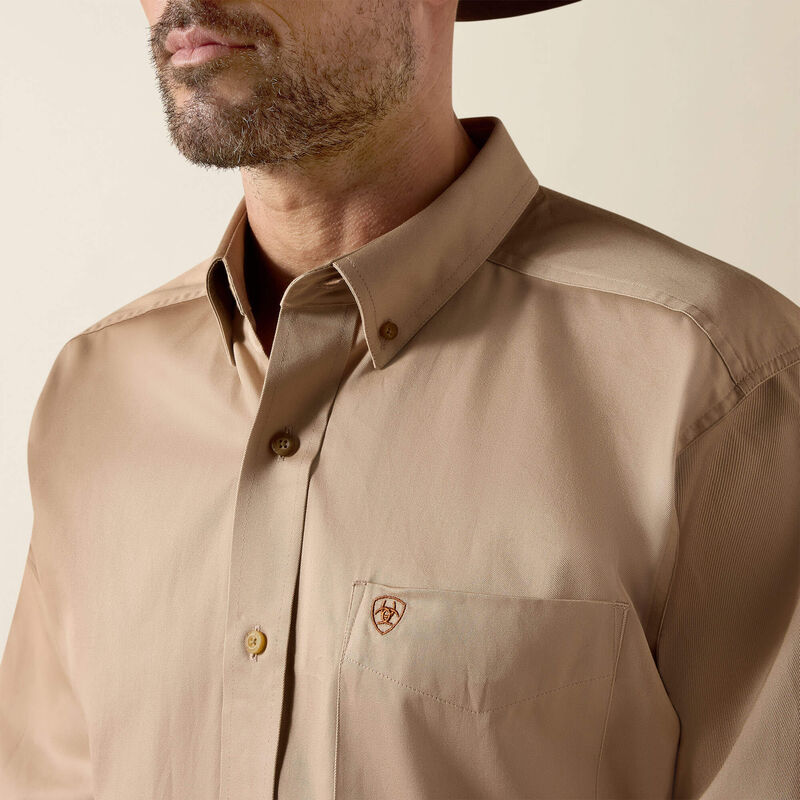 nan Ariat Men's Solid Twill Core Classic Long Sleeve  Button Down Dress Shirt, nan: MEDIUM, nan: nan, nan: nan